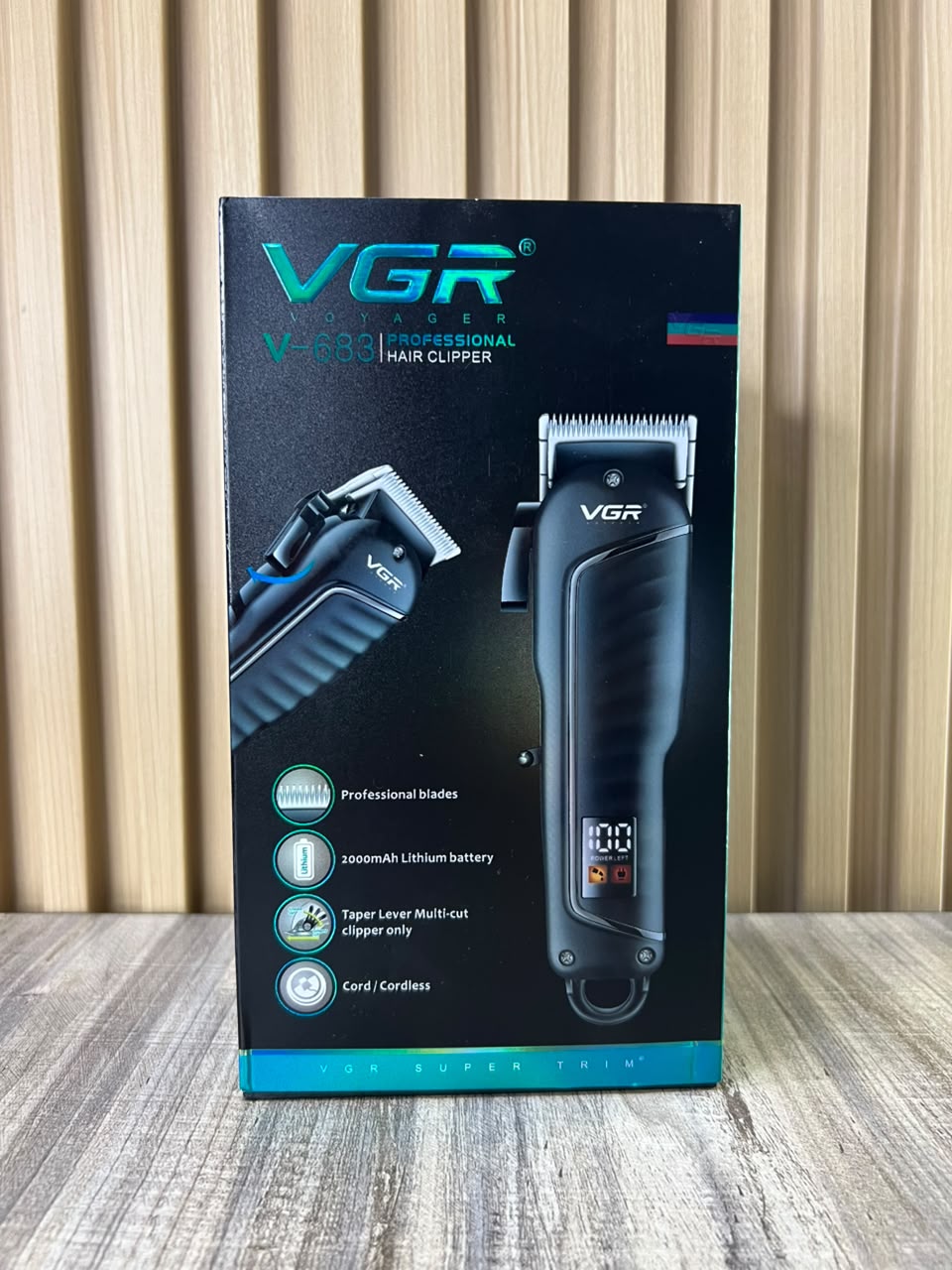 MÁQUINA CORTA PELO VGR 683 ✨