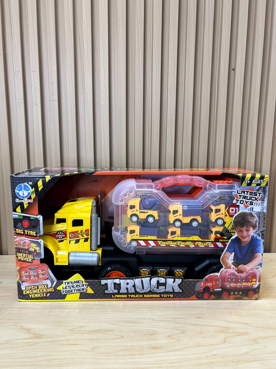 CAMIÓN CON CARRITOS DE CONSTRUCCIÓN 🏗️🚛
