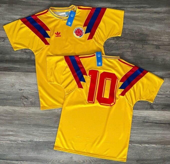 *Camisa Colombia Retro #10*